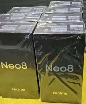 Realme note 8 Box